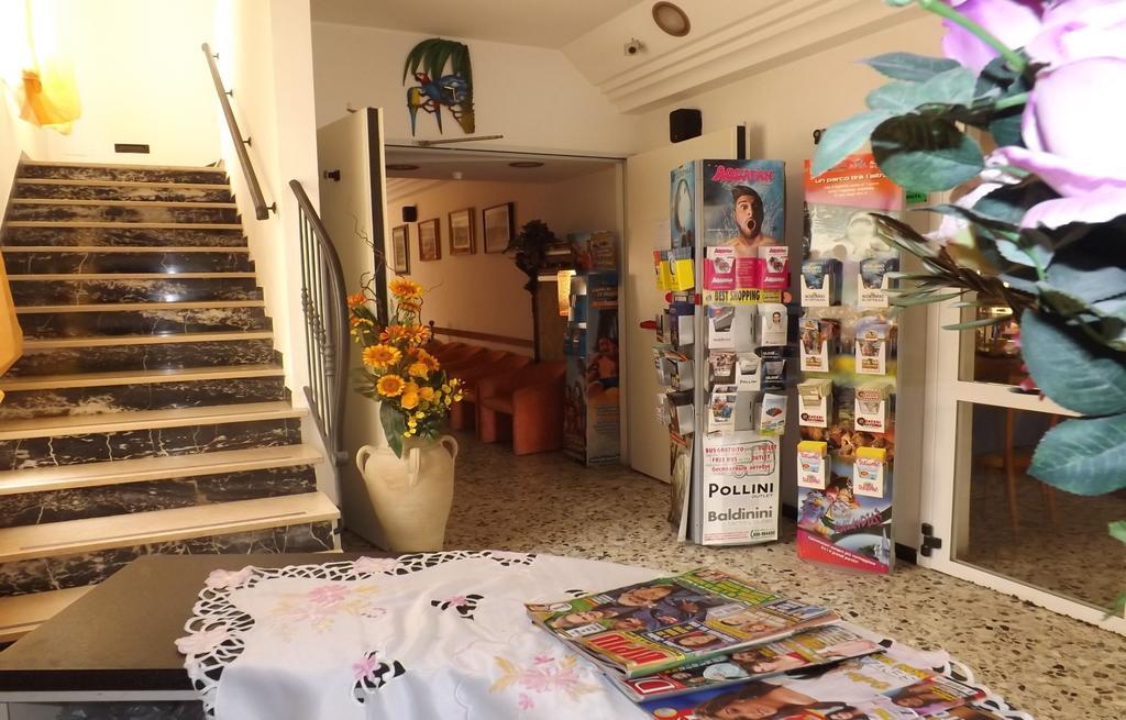 Hotel La Vela Bellaria-Igea Marina Eksteriør bilde